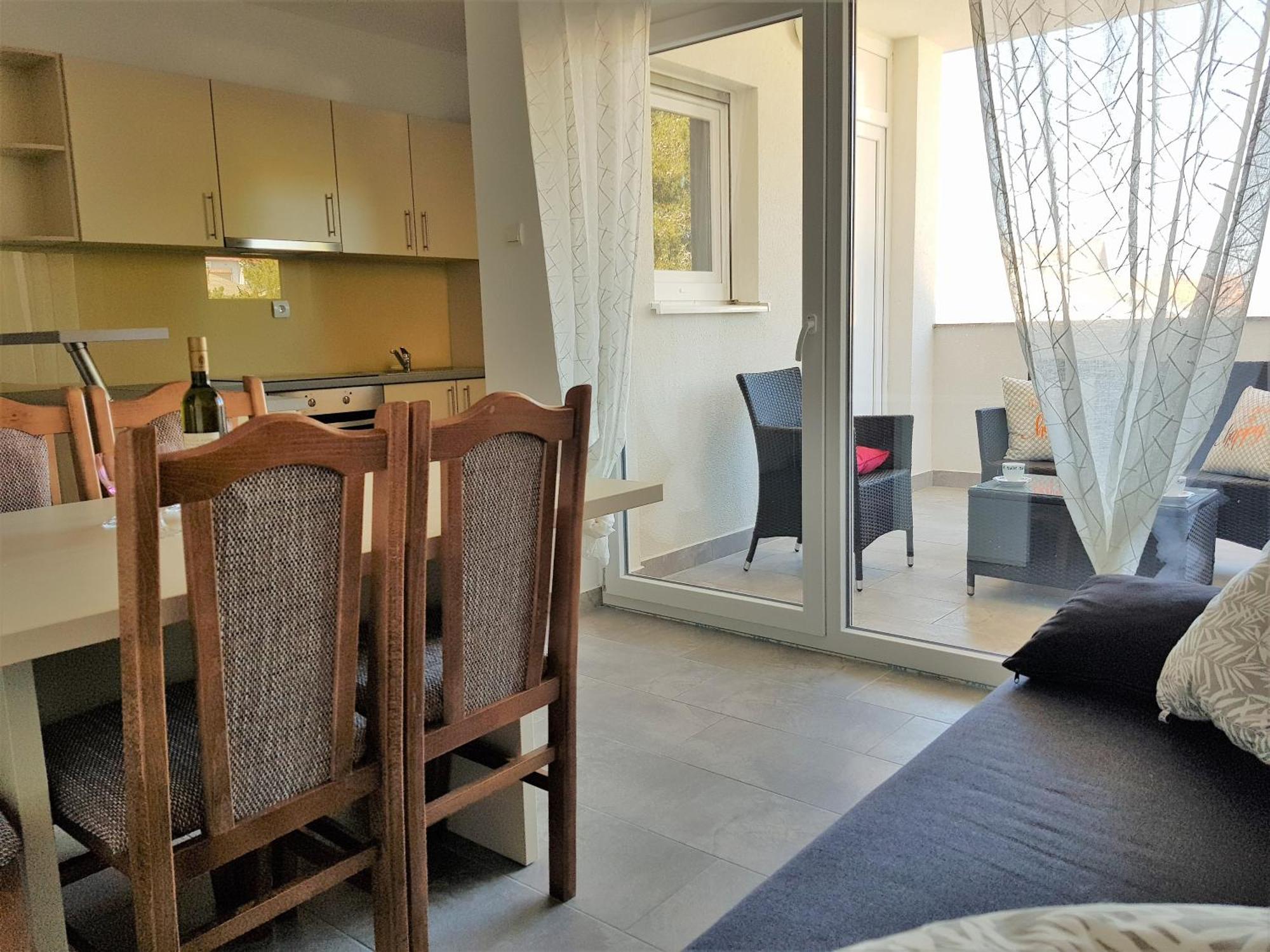 נובליה Summer Holiday Apartments מראה חיצוני תמונה
