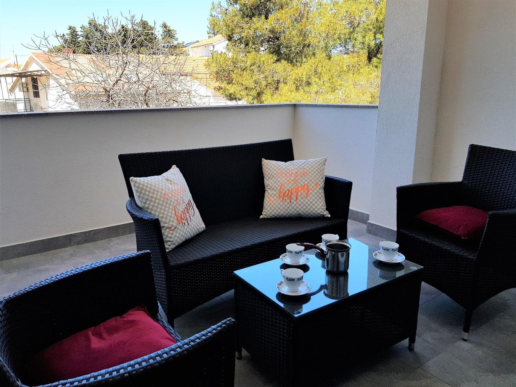 נובליה Summer Holiday Apartments מראה חיצוני תמונה