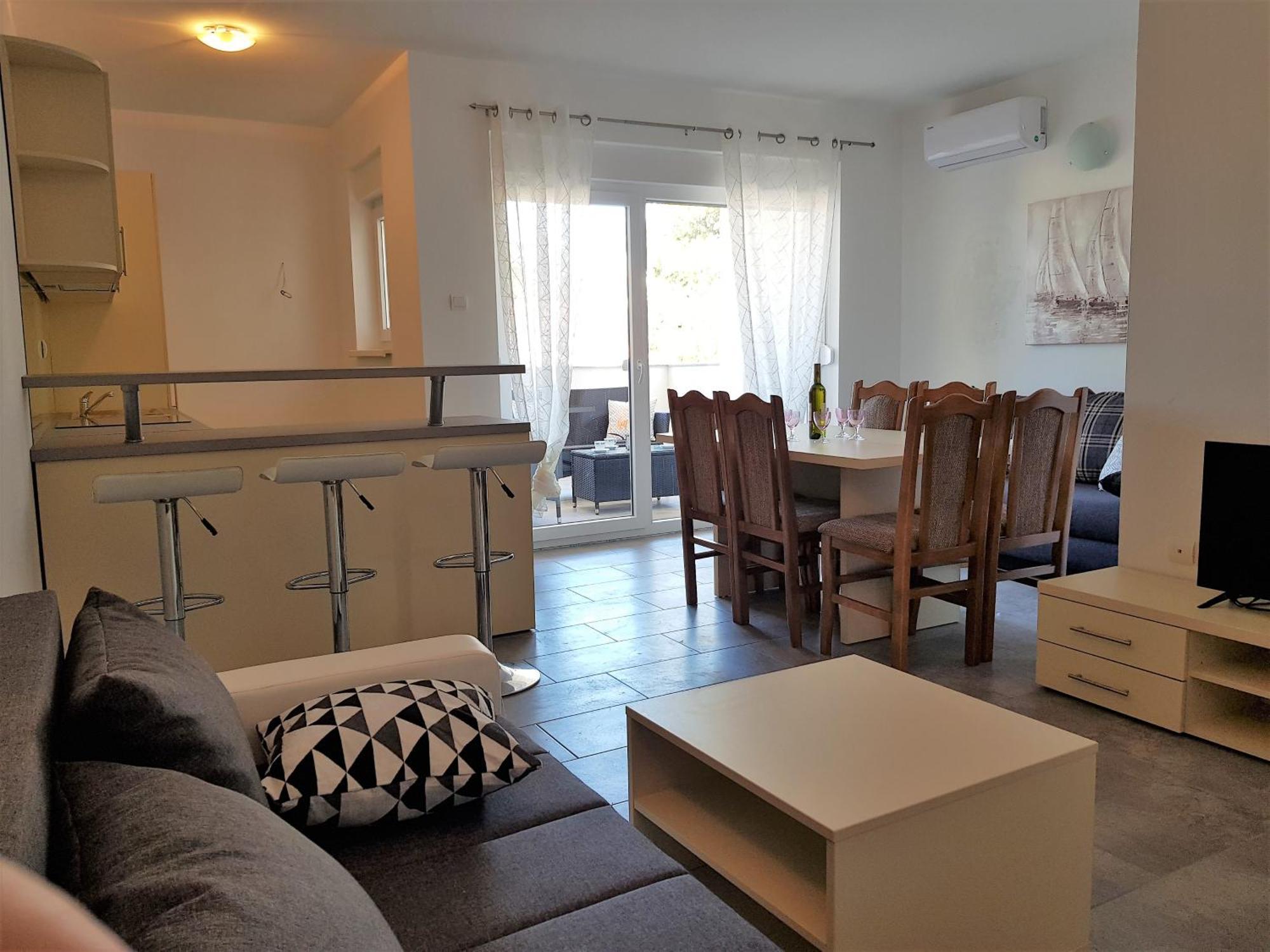 נובליה Summer Holiday Apartments מראה חיצוני תמונה